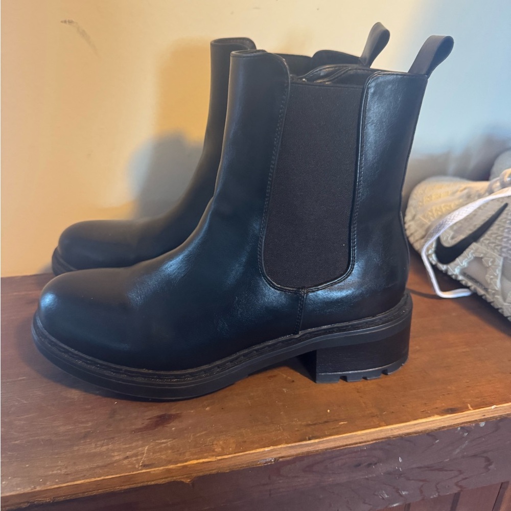 Black Ankle Boots for Women